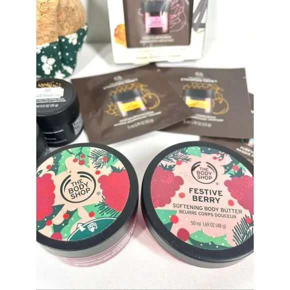 The Body Shop Mask Minis Lot 14pc Festive Berry Body Butter Scrub Xmas Bag NEW